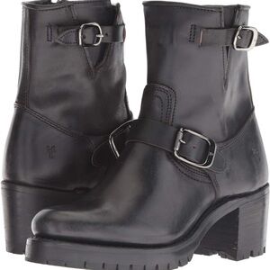 Frye Sabrina Black Leather Moto Boots 7